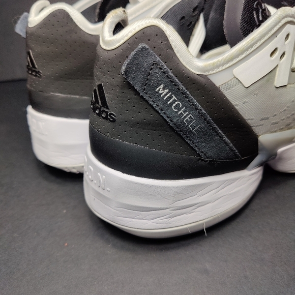 Adidas D.O.N. Issue 4 Basketball Black White Sneaker Mens Shoes Size 13 - Picture 7 of 11